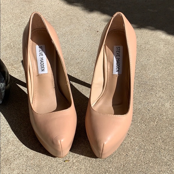 Steve Madden pumps bundle black & nude - Picture 2 of 7